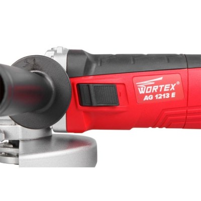 Одноручная углошлифмашина WORTEX AG 1213 E в кор. Одноручная углошлифмашина WORTEX AG 1213 E в кор.