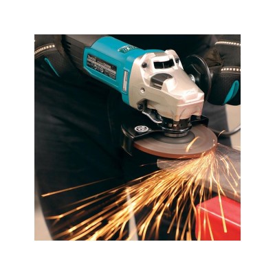 Одноручная углошлифмашина MAKITA GA5090X01 в кор. Одноручная углошлифмашина MAKITA GA5090X01 в кор.
