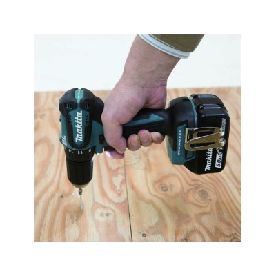 Аккум. дрель-шуруповерт MAKITA LXT DDF489RTJ в кейсе Аккум. дрель-шуруповерт MAKITA LXT DDF489RTJ в кейсе