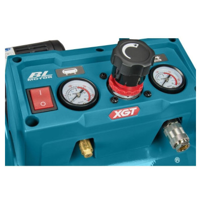 Аккум. компрессор MAKITA XGT AC001GZ в кор. Аккум. компрессор MAKITA XGT AC001GZ в кор.