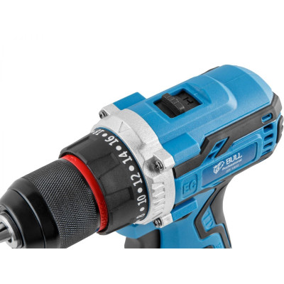 Аккум. дрель-шуруповерт BULL SR 1803 в чем. БЕСЩЕТ., 18 В, 50 Н*м, 2*2 А*ч акб, БЗП 10 мм Аккум. дрель-шуруповерт BULL SR 1803 в чем. БЕСЩЕТ., 18 В, 50 Н*м, 2*2 А*ч акб, БЗП 10 мм