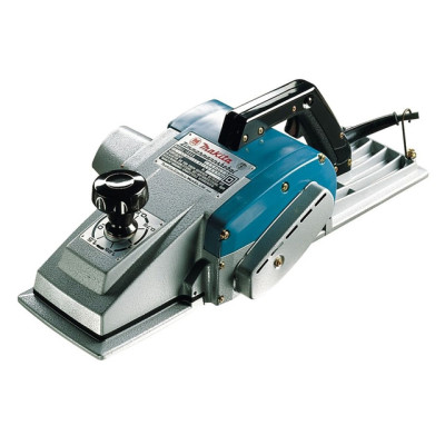 Рубанок электрический MAKITA 1806 B в кор. Рубанок электрический MAKITA 1806 B в кор.