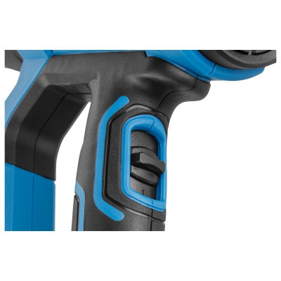 Термовоздуходувка BULL HG 6501 в чем. + набор сопл, 2000 Вт, 50-650 °С, плавная рег., LCD-дисплей Термовоздуходувка BULL HG 6501 в чем. + набор сопл, 2000 Вт, 50-650 °С, плавная рег., LCD-дисплей