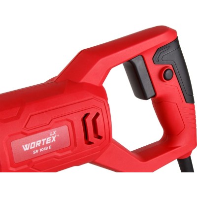 Сабельная пила WORTEX LX SR 1018 E в кор. +1 пильное полотно, 710 Вт, дер. 115 мм, ход 20 мм, рег.об Сабельная пила WORTEX LX SR 1018 E в кор. +1 пильное полотно, 710 Вт, дер. 115 мм, ход 20 мм, рег.об