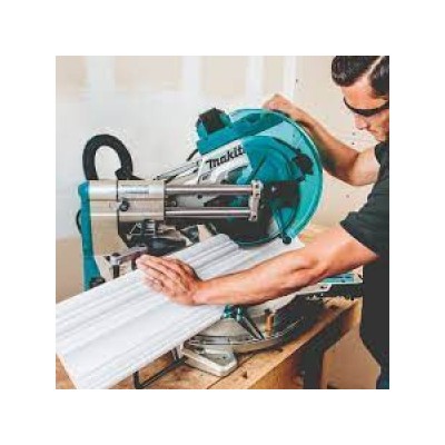 Торцовочная пила MAKITA LS 1219 в кор. Торцовочная пила MAKITA LS 1219 в кор.