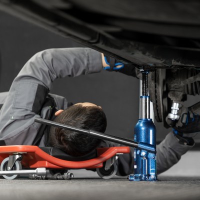 Домкрат гидравлический бутылочный, 5 т, h подъема 207-404 мм Stels Домкрат гидравлический бутылочный, 5 т, h подъема 207-404 мм Stels