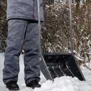 Движок для уборки снега пластиковый, 570 х 470 х 1300 мм, стальная рукоятка, Сибртех