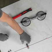 Стеклодомкрат алюминиевый двойной Matrix