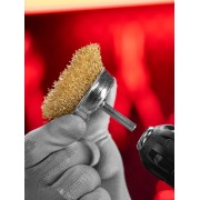 Щетка для дрели, 65 мм, "чашка" со шпилькой, латунированная витая проволока Matrix