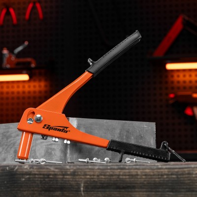 Заклепочник, 225 мм, заклепки 2.4-3.2-4.0-4.8 мм Sparta Заклепочник, 225 мм, заклепки 2.4-3.2-4.0-4.8 мм Sparta