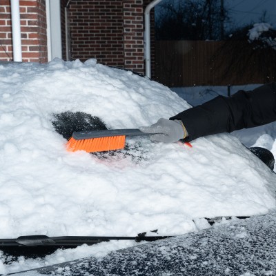 Щетка-сметка для снега со съемным скребком 530 мм Stels Щетка-сметка для снега со съемным скребком 530 мм Stels