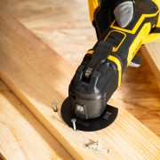 Насадка для МФИ отрезная полукруг, HSS, по металлу и дереву, 80 мм х 1,2 мм, мелкий зуб Denzel