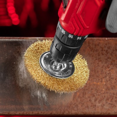 Щетка для дрели 100 мм, плоская со шпилькой, латунированная витая проволока Matrix Щетка для дрели 100 мм, плоская со шпилькой, латунированная витая проволока Matrix
