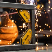 Набор из 4 магнитных фиксаторов для сварочных работ Denzel