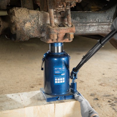 Домкрат гидравлический бутылочный, 32 т, h подъема 260-420 мм Stels Домкрат гидравлический бутылочный, 32 т, h подъема 260-420 мм Stels