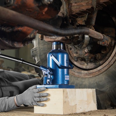 Домкрат гидравлический бутылочный, 32 т, h подъема 260-420 мм Stels Домкрат гидравлический бутылочный, 32 т, h подъема 260-420 мм Stels