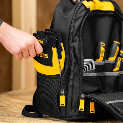 Рюкзак для инструмента, 365х190х430 мм, 3 отделения, 26 карманов Denzel Рюкзак для инструмента, 365х190х430 мм, 3 отделения, 26 карманов Denzel