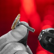 Щетка для дрели, 30 мм, плоская со шпилькой, латунированная витая проволока Matrix