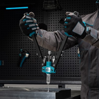 Заклепочник двуручный 420 мм, двухкомпонентные рукоятки, для заклепок 2.4-3.2-4.0-4.8 Gross Заклепочник двуручный 420 мм, двухкомпонентные рукоятки, для заклепок 2.4-3.2-4.0-4.8 Gross