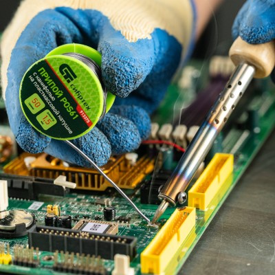 Припой с канифолью, D 1.5 мм, 50 г, POS61, на пластмассовой катушке Сибртех Припой с канифолью, D 1.5 мм, 50 г, POS61, на пластмассовой катушке Сибртех