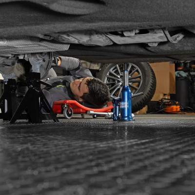 Домкрат гидравлический бутылочный, 3 т, h подъема 188-363 мм, в пластиковом кейсе Stels Домкрат гидравлический бутылочный, 3 т, h подъема 188-363 мм, в пластиковом кейсе Stels