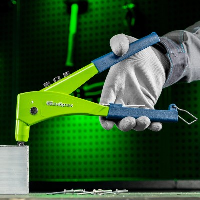 Заклепочник 250 мм, литой корпус, заклепки 2.4-3.2-4.0-4.8 мм Сибртех Заклепочник 250 мм, литой корпус, заклепки 2.4-3.2-4.0-4.8 мм Сибртех