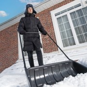 Движок для уборки снега пластиковый, 690х470х1420 мм, стальная рукоятка, Сибртех
