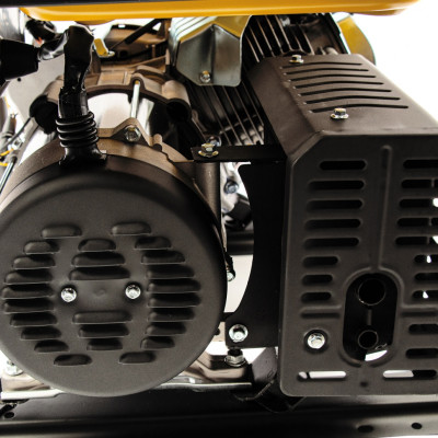 Генератор бензиновый GE 7900, 6.5 кВт, 220 В/50 Гц, 25 л, ручной пуск Denzel Генератор бензиновый GE 7900, 6.5 кВт, 220 В/50 Гц, 25 л, ручной пуск Denzel