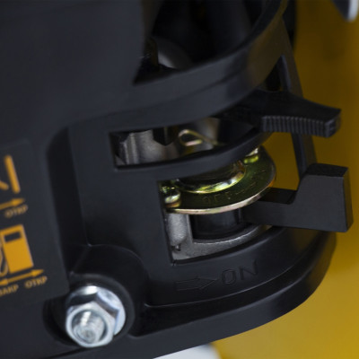 Мотопомпа бензиновая для чистой воды PX-80, 7 л.с, 3", 1000 л/мин, глубина 8 м, напор 30 м Denzel Мотопомпа бензиновая для чистой воды PX-80, 7 л.с, 3", 1000 л/мин, глубина 8 м, напор 30 м Denzel