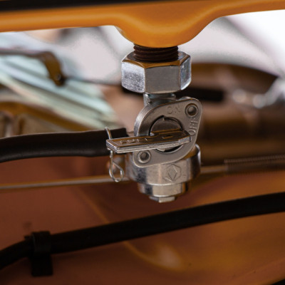 Генератор бензиновый GE 6900, 5.5 кВт, 220 В/50 Гц, 25 л, ручной старт Denzel Генератор бензиновый GE 6900, 5.5 кВт, 220 В/50 Гц, 25 л, ручной старт Denzel