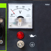 Генератор бензиновый БС-2500, 2.2 кВт, 230В, четырехтактный, 15 л, ручной стартер Сибртех