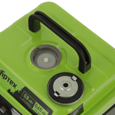 Генератор бензиновый БС-950, 0.8 кВт, 230 В, 2-х тактный, 4 л, ручной стартер Сибртех Генератор бензиновый БС-950, 0.8 кВт, 230 В, 2-х тактный, 4 л, ручной стартер Сибртех