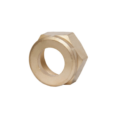 Гайка накидная 32/18 правая (ООО "РЕДИУС 168") Гайка накидная 32/18 правая (ООО "РЕДИУС 168")