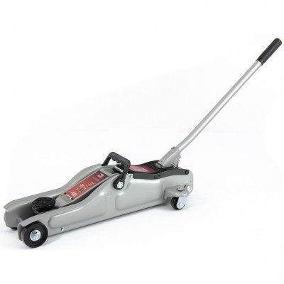 Домкрат гидравлический подкатной 2 т в пластиковом кейсе 85-330 мм. Low Profile Matrix Домкрат гидравлический подкатной 2 т в пластиковом кейсе 85-330 мм. Low Profile Matrix