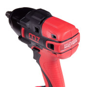 MIGHTY SEVEN Гайковерт аккумуляторный ударный 1/2", 813 Нм, 18 В, 4 предмета, кейс