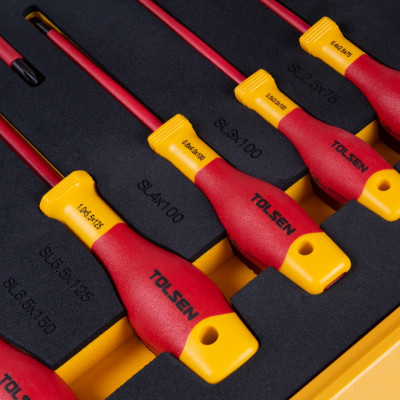 TOLSEN Набор инструментов диэлектрических, универсальный, 15 предметов TOLSEN Набор инструментов диэлектрических, универсальный, 15 предметов