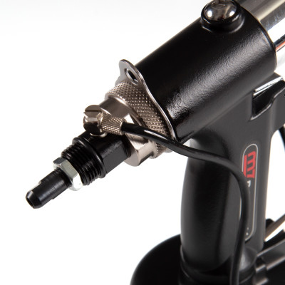 MIGHTY SEVEN Пневмогидравлический заклепочник для заклепок диаметром 2,4 до 6,4 мм, пневмоудержание заклепки MIGHTY SEVEN Пневмогидравлический заклепочник для заклепок диаметром 2,4 до 6,4 мм, пневмоудержание заклепки