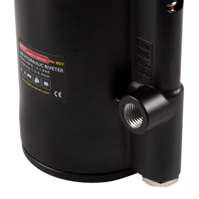 MIGHTY SEVEN Пневмогидравлический заклепочник для заклепок диаметром 3,2 до 6,4 мм MIGHTY SEVEN Пневмогидравлический заклепочник для заклепок диаметром 3,2 до 6,4 мм