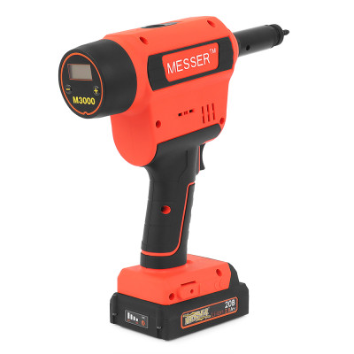 Аккумуляторный резьбовой заклепочник Messer M3000 с электронной системой настройки сжатия и счетчиком Аккумуляторный резьбовой заклепочник Messer M3000 с электронной системой настройки сжатия и счетчиком