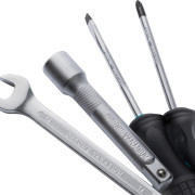 Набор ручного инструмента Bort BTK-86