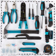 Набор ручного инструмента Bort BTK-160