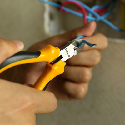 Набор эргономичных плоскогубцев DEKO SET 5 065-0228 Набор эргономичных плоскогубцев DEKO SET 5 065-0228