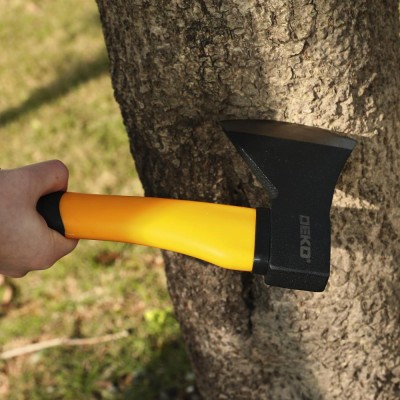 Топор с фиберглассовой рукоятью DEKO DKFA600 (600 г) Топор с фиберглассовой рукоятью DEKO DKFA600 (600 г)