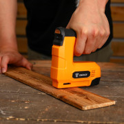 Степлер аккумуляторный DEKO DKES3.6