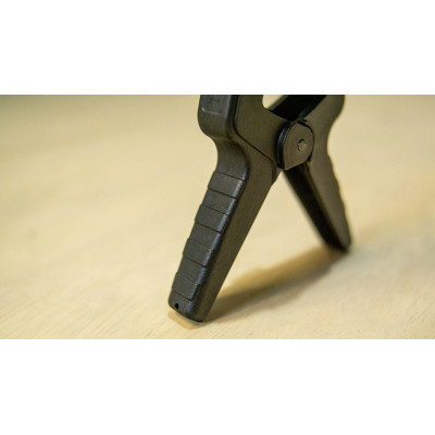 Струбцина быстрозажимная 150 мм TOTAL THT13362 Струбцина быстрозажимная 150 мм TOTAL THT13362