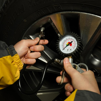 Пистолет для накачки с манометром DEKO DKTG01 Пистолет для накачки с манометром DEKO DKTG01