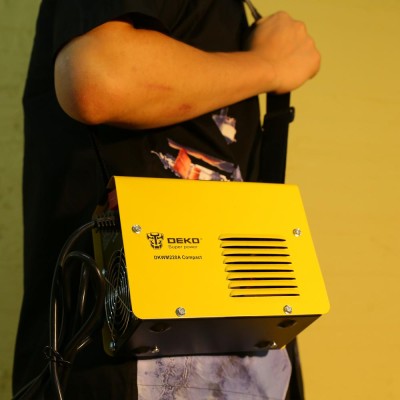 Инвертор сварочный DEKO DKWM220A Compact Инвертор сварочный DEKO DKWM220A Compact