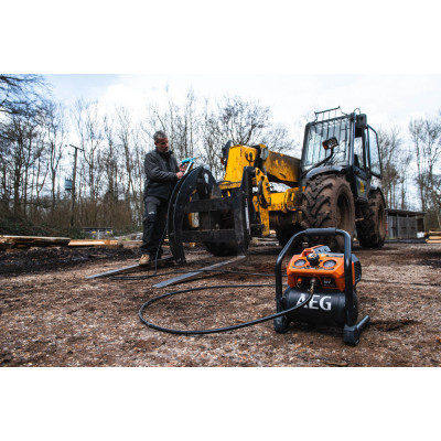 Компрессор безмасляный коаксиальный аккумуляторный AEG BK18-38BL-0 (без батареи) Компрессор безмасляный коаксиальный аккумуляторный AEG BK18-38BL-0 (без батареи)