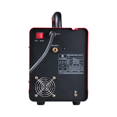 Сварочный полуавтомат FUBAG IRMIG 140 SYN с горелкой Сварочный полуавтомат FUBAG IRMIG 140 SYN с горелкой