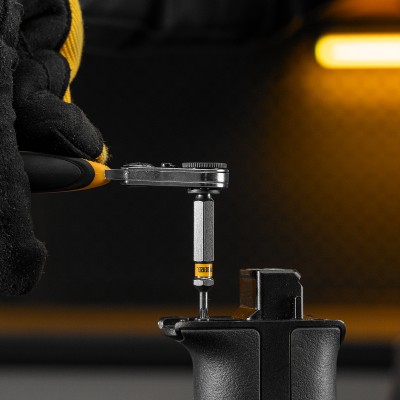 Бита TX 8х50, сталь S2, шестигранный профиль, 10 шт. Е 6,3 Denzel Бита TX 8х50, сталь S2, шестигранный профиль, 10 шт. Е 6,3 Denzel